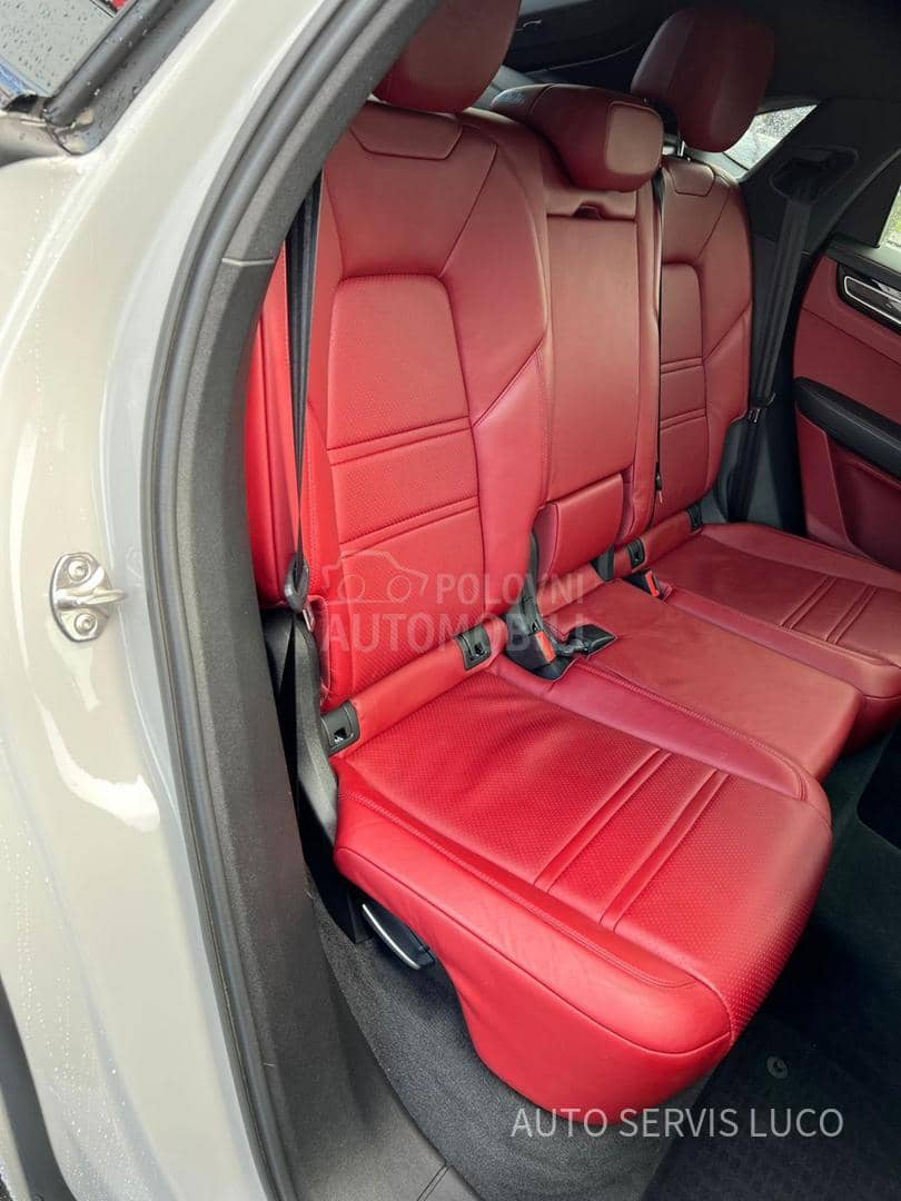 Porsche Cayenne S COUPE