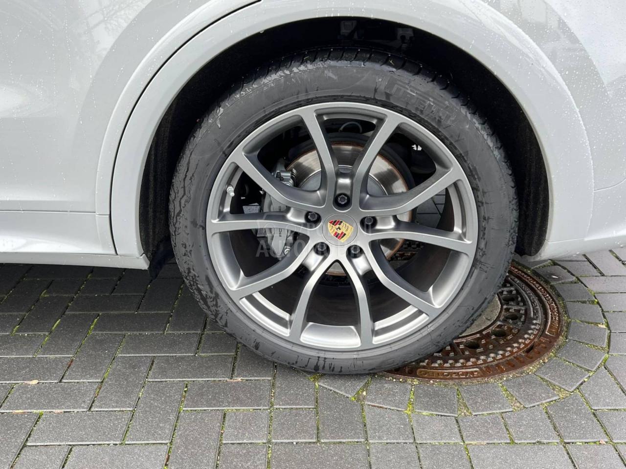 Porsche Cayenne S COUPE