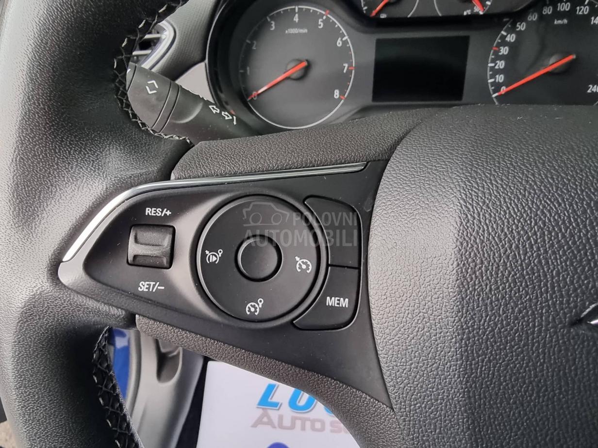 Opel Crossland X  1.2