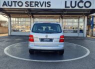 Volkswagen Touran 1.9TDI   s ervisiran