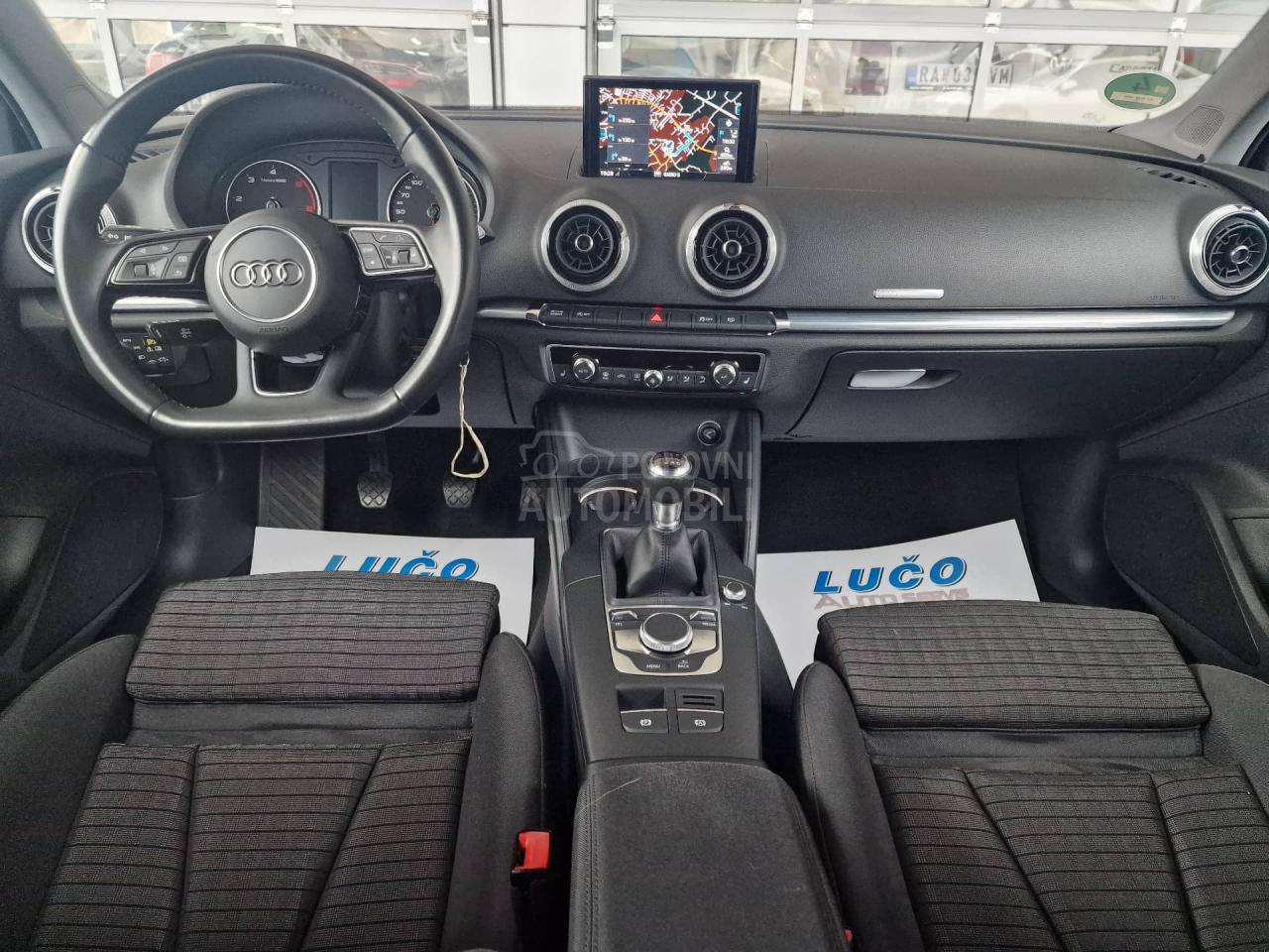 Audi A3 1.6 TDI/BLACK EDITON