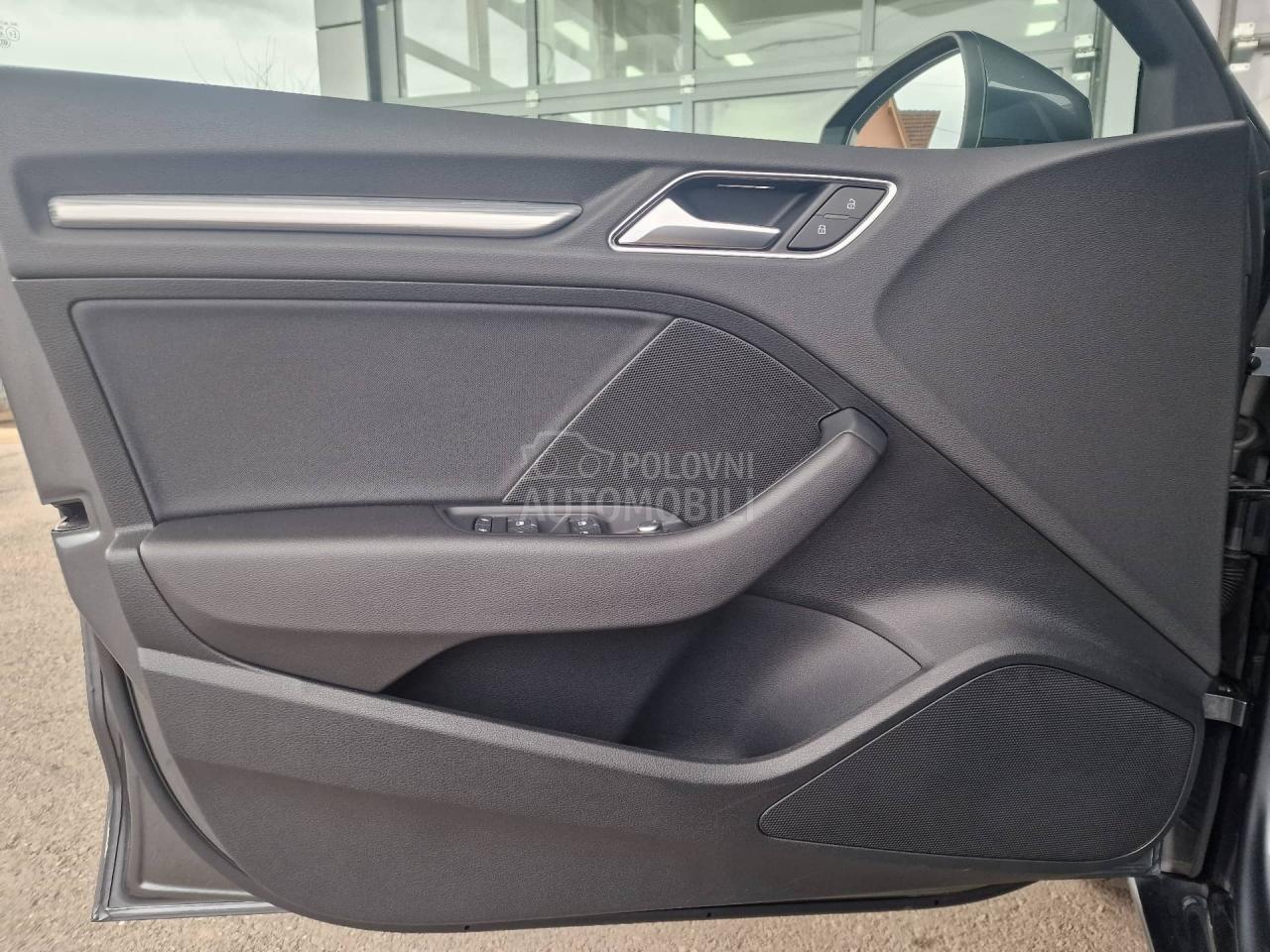 Audi A3 1.6 TDI/BLACK EDITON