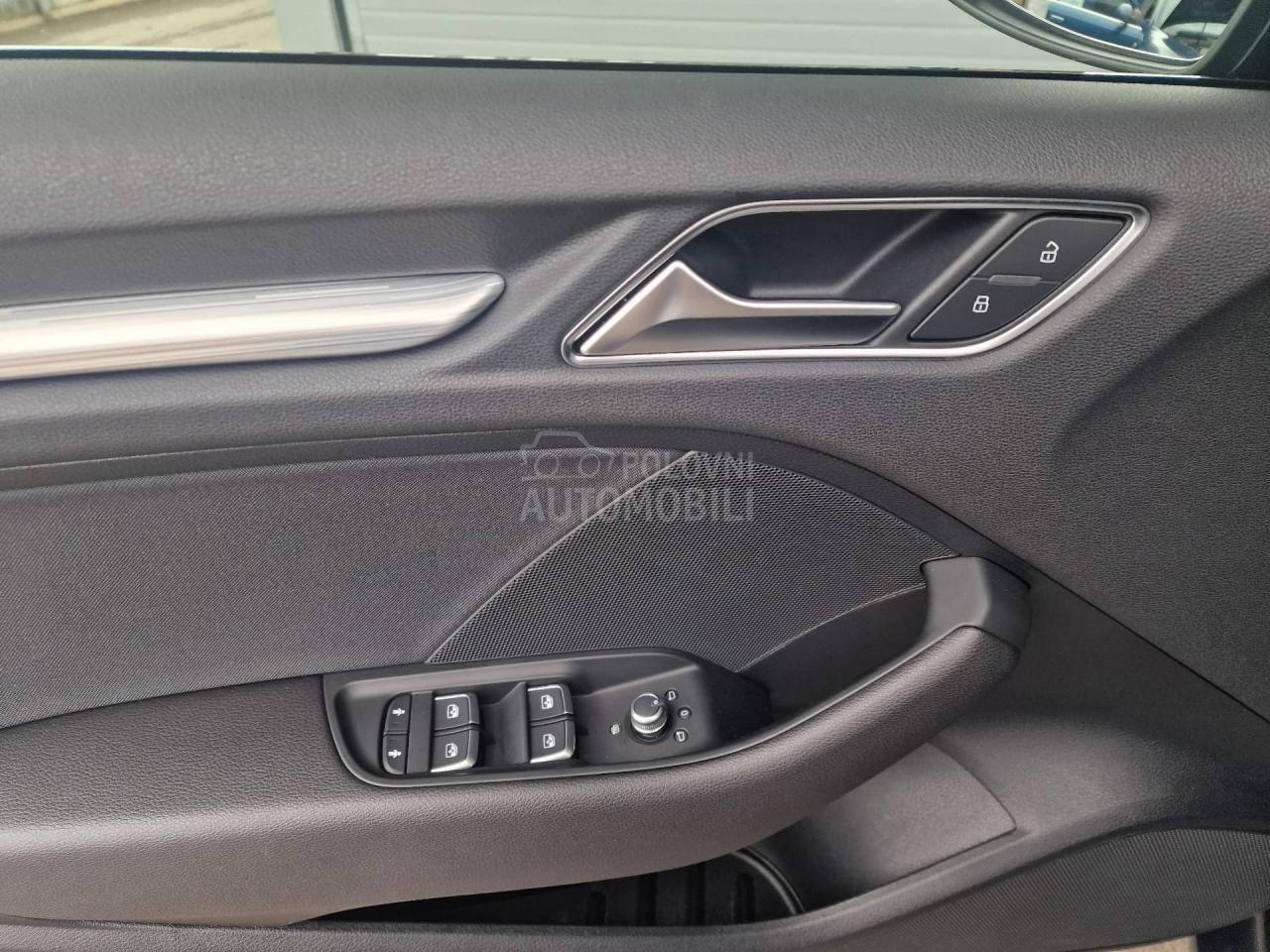 Audi A3 1.6 TDI/BLACK EDITON