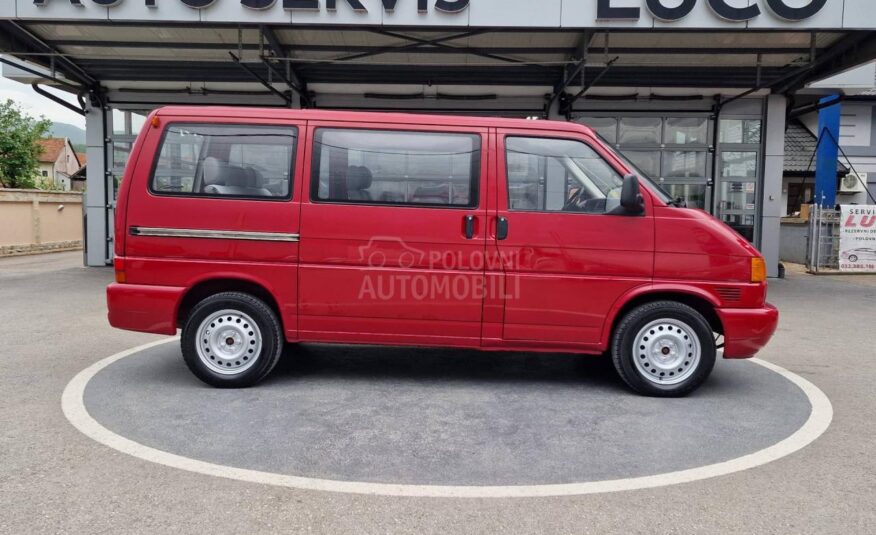 Volkswagen Transporter T4 2.5 TDI 8 sedi  n emac