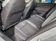 Volkswagen Golf 8 1.5 eTSI  R-LINE