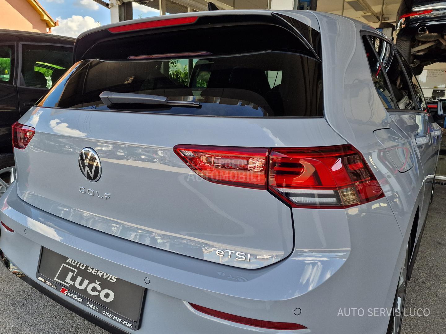 Volkswagen Golf 8 1.5 eTSI  R-LINE