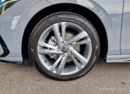 Volkswagen Golf 8 1.5 eTSI  R-LINE