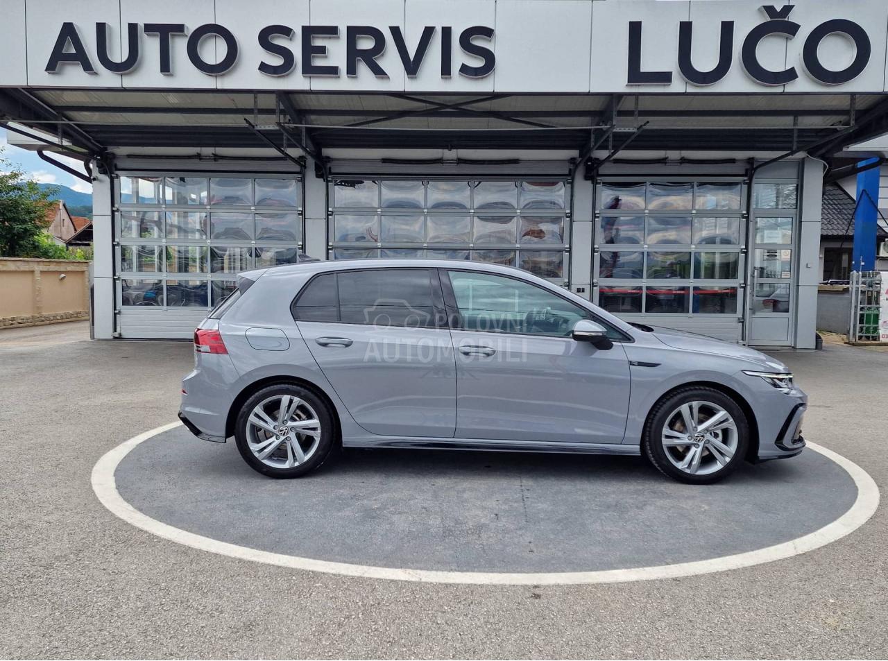 Volkswagen Golf 8 1.5 eTSI  R-LINE