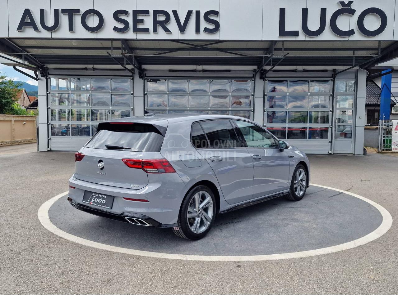 Volkswagen Golf 8 1.5 eTSI  R-LINE
