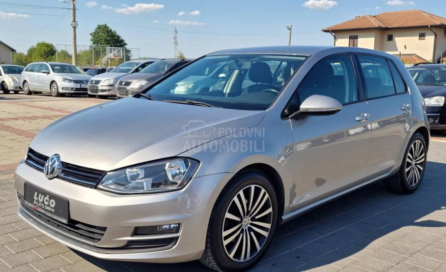 Volkswagen Golf 7 1.2 TSI 86 k s reg