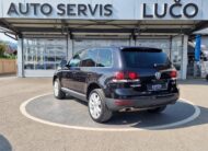 Volkswagen Touareg 3.0 TDI V6 140 h k m