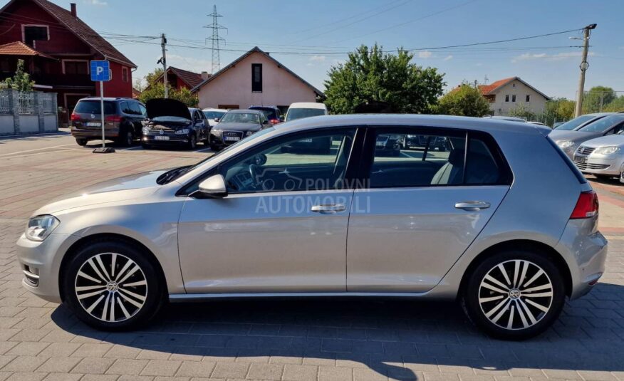 Volkswagen Golf 7 1.2 TSI 86 k s reg