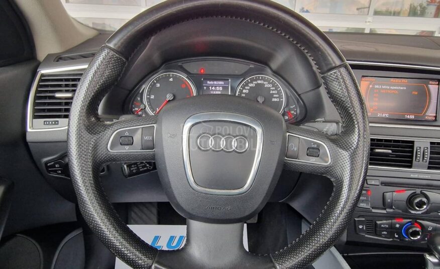 Audi Q5 2.0TDI/S-LINE/PANOR