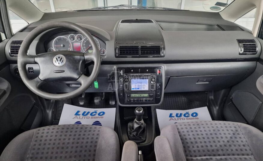 Volkswagen Sharan 1.9 TDI 7SEDISTA