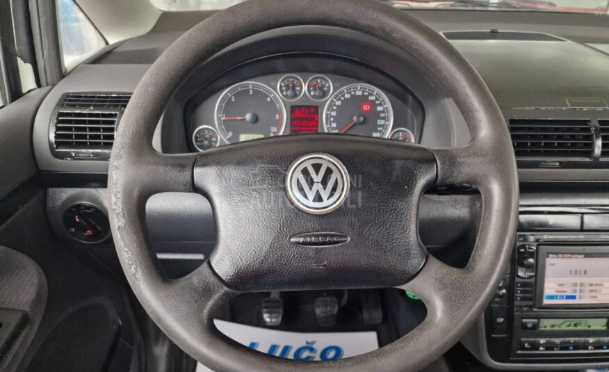 Volkswagen Sharan 1.9 TDI 7SEDISTA