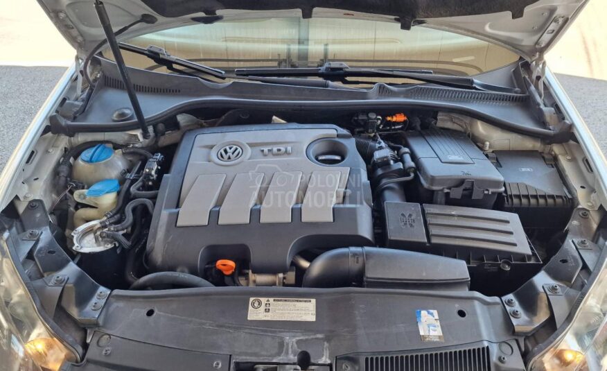 Volkswagen Golf 6 1.6 TDI/V. SERVIS