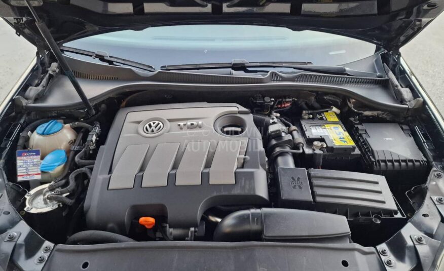 Volkswagen Golf 6 1.6 TDI/SERVIS/T O P