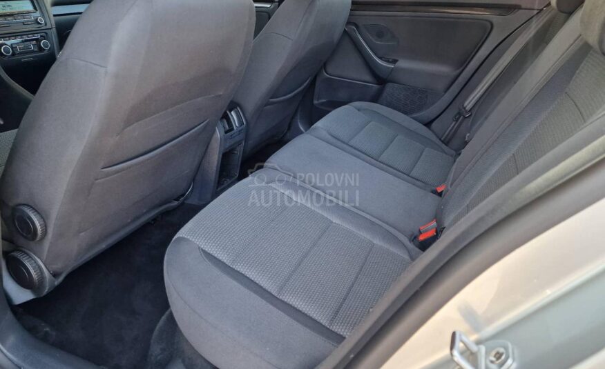 Volkswagen Golf 6 1.6 TDI/V. SERVIS