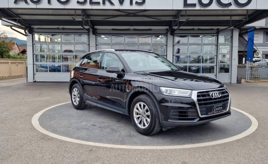 Audi Q5 2.0TDI/Buisnes/MY21