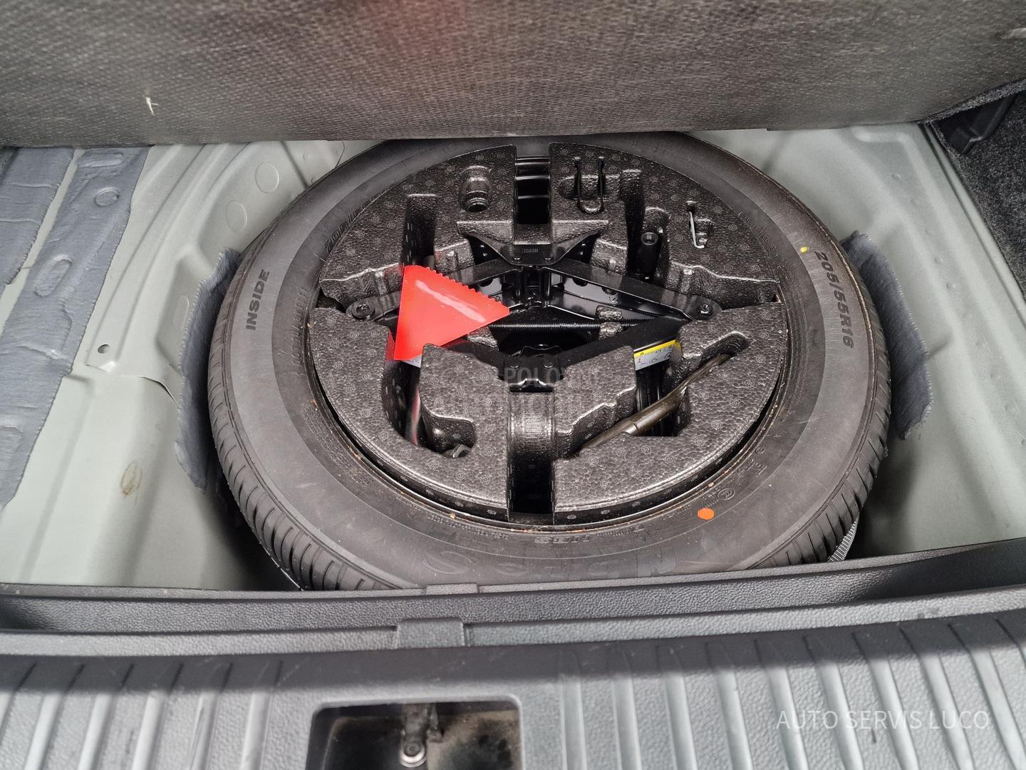 Seat Arona 1.0 TSI DSG R kamera