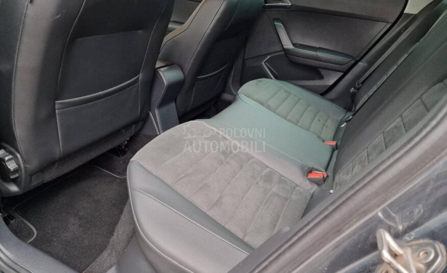 Seat Arona 1.0 TSI DSG R kamera