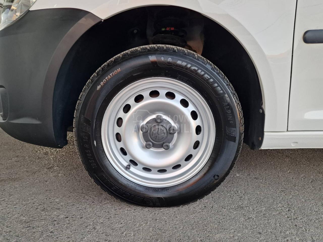 Volkswagen Caddy 1.6 TDI kuka  n o v