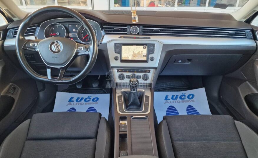 Volkswagen Passat B8 1.6 TDI v servis toc