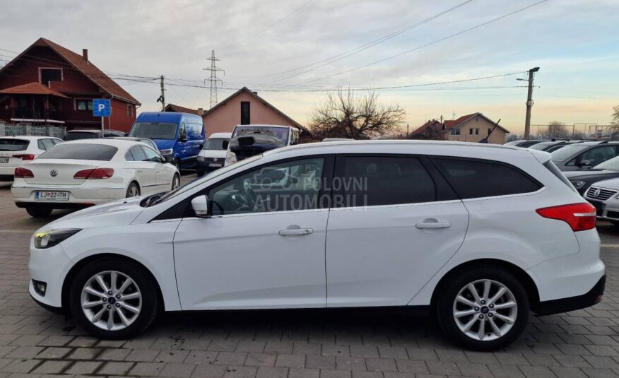 Ford Focus 1.5 kamera 145 h k m