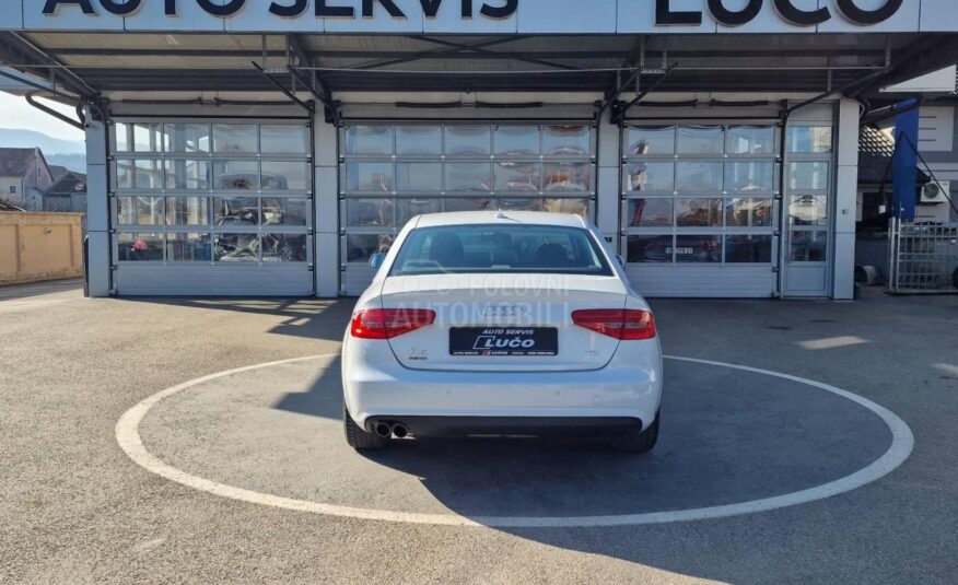 Audi A4 2.0 TDI Led v servis