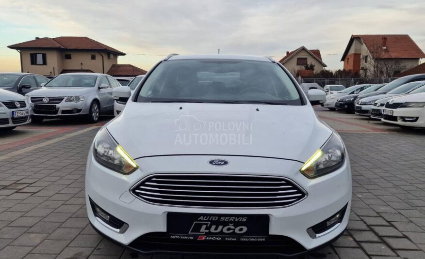 Ford Focus 1.5 kamera 145 h k m