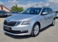 Škoda Octavia 1.6 TDI DSG R kamera