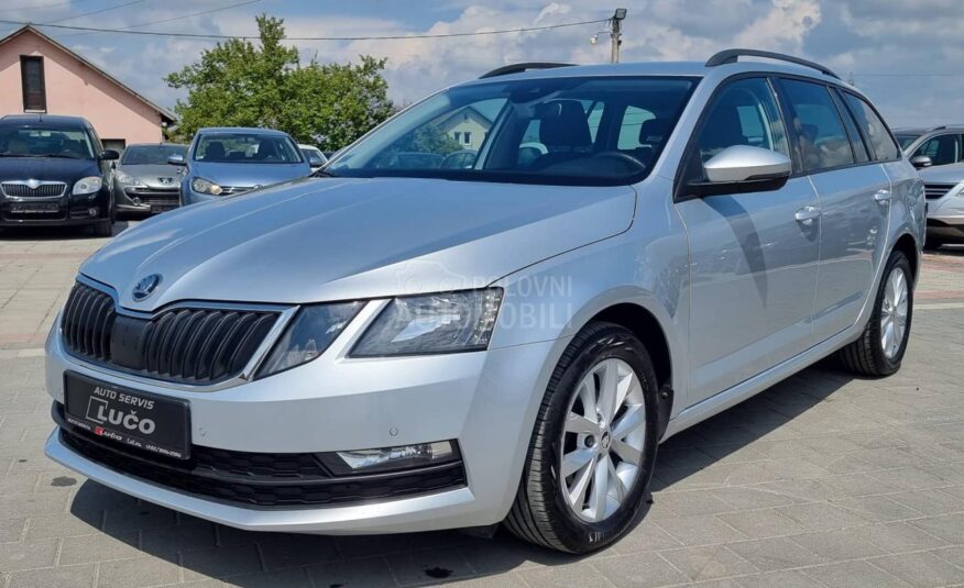 Škoda Octavia 1.6 TDI DSG R kamera