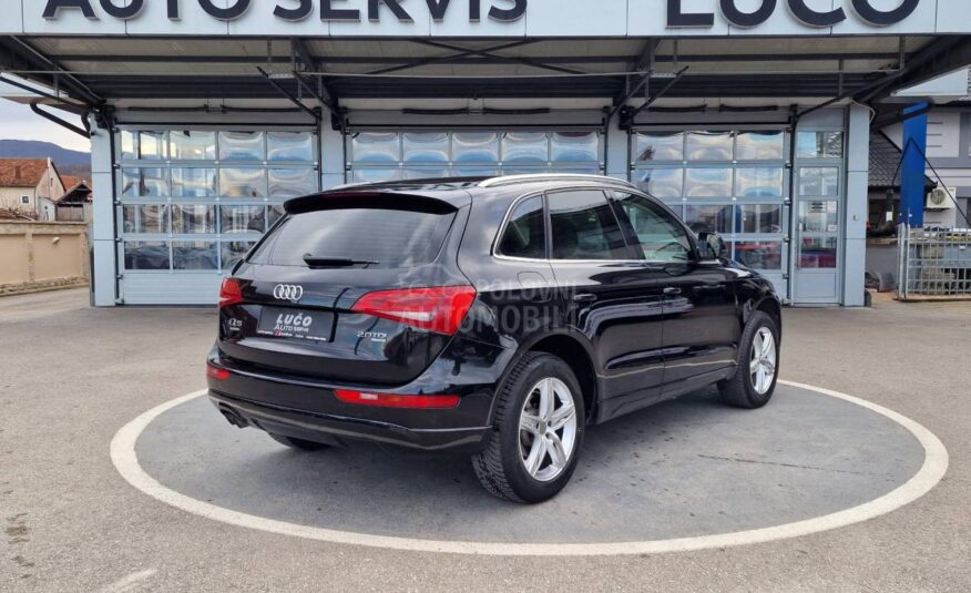 Audi Q5 2.0TDI S TRONIC/KOZA