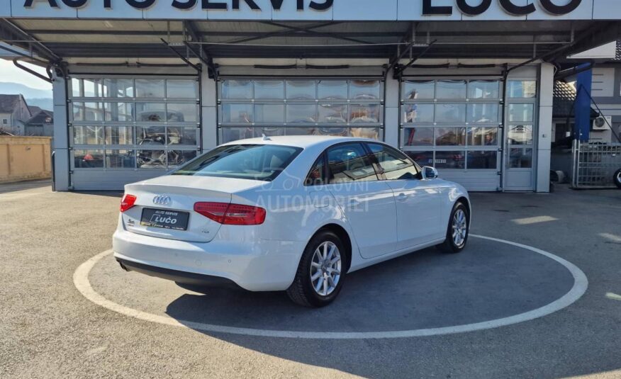 Audi A4 2.0 TDI Led v servis