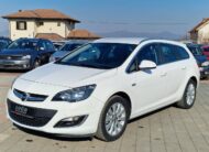 Opel Astra J 1.6 CDTI R kamera