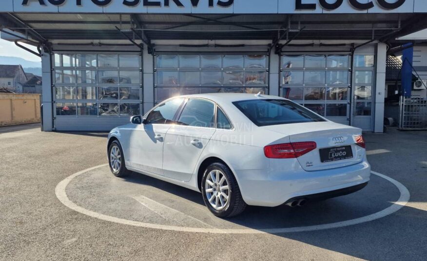 Audi A4 2.0 TDI Led v servis