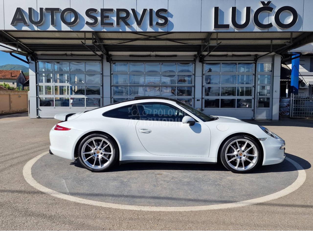 Porsche 911 Carrera 4