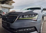Škoda Superb 2.0 TDI DSG R kamera