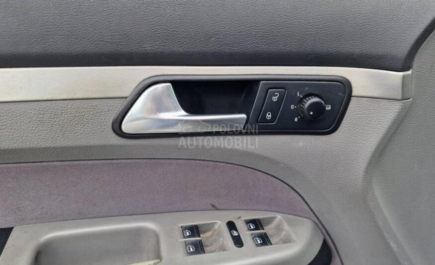 Volkswagen Touran 2.0 TDI DSG