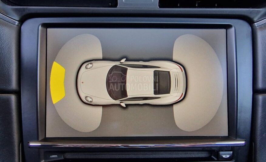 Porsche 911 Carrera 4