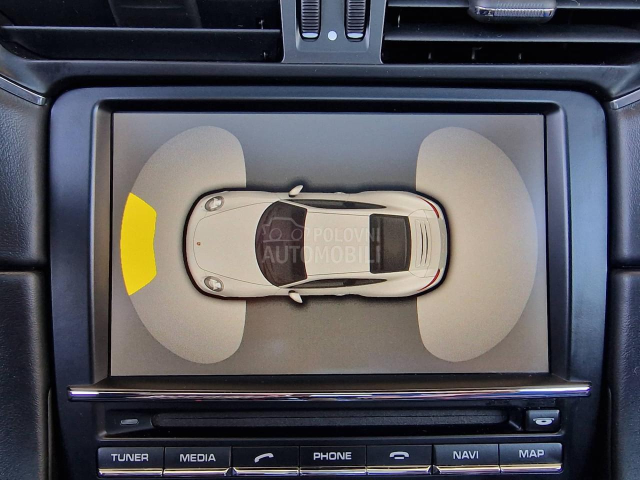 Porsche 911 Carrera 4