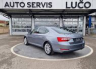 Škoda Superb 2.0 TDI DSG R kamera