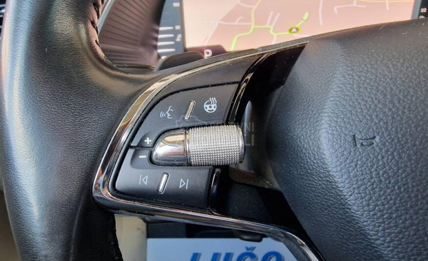 Škoda Superb 2.0 TDI DSG STYLE