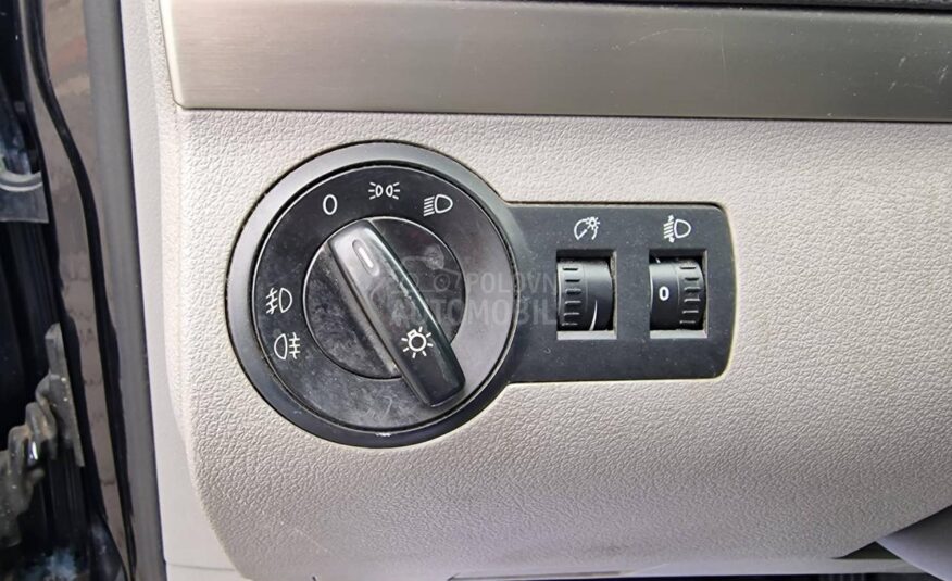 Volkswagen Touran 2.0 TDI DSG