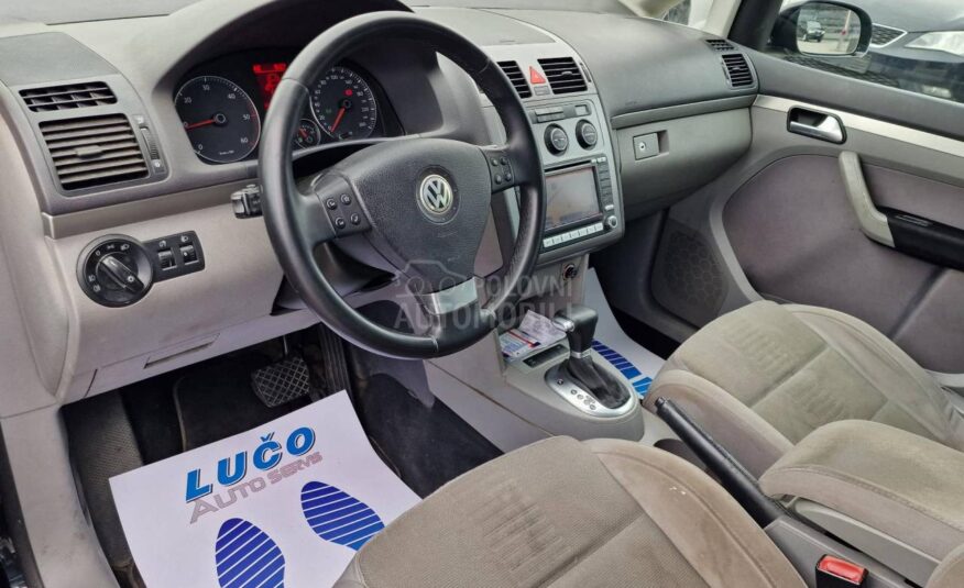 Volkswagen Touran 2.0 TDI DSG