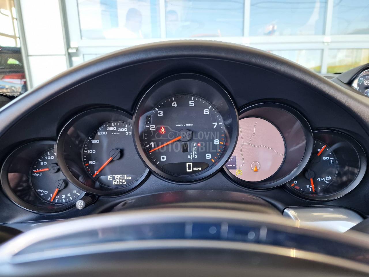 Porsche 911 Carrera 4