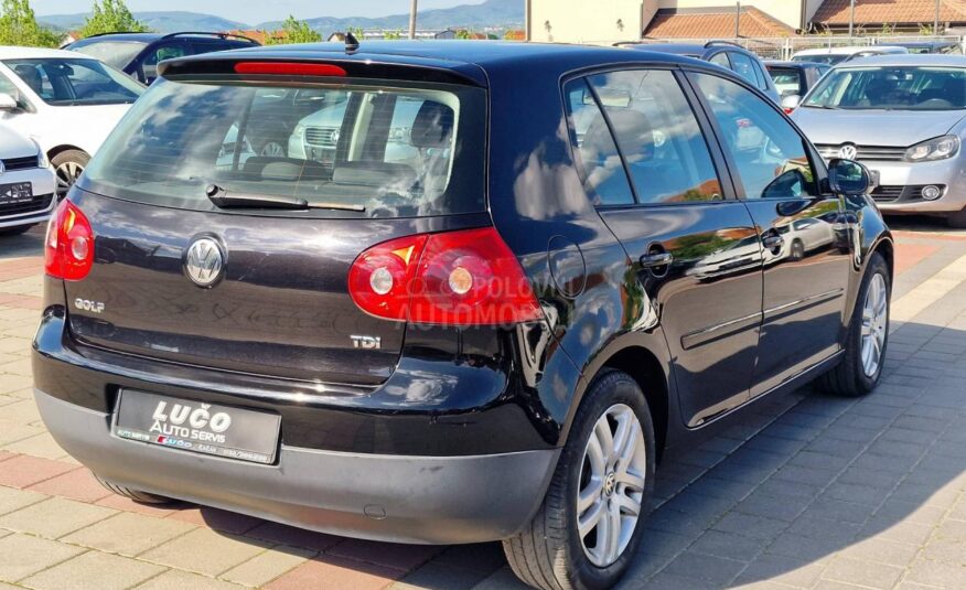 Volkswagen Golf 5 1.9 TDI