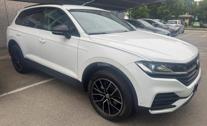 Volkswagen Touareg 3.0 TDI 4X4