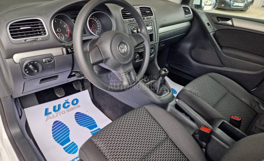 Volkswagen Golf 6 1.6 g as a test