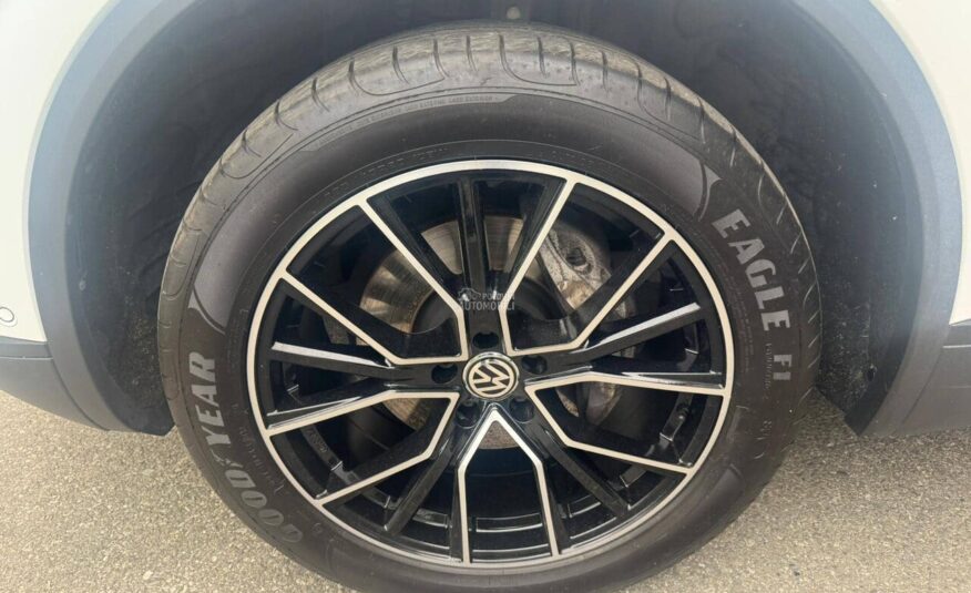 Volkswagen Touareg 3.0 TDI 4X4